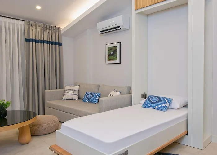 Hotel A Side