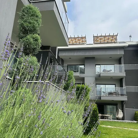 Otel A Side