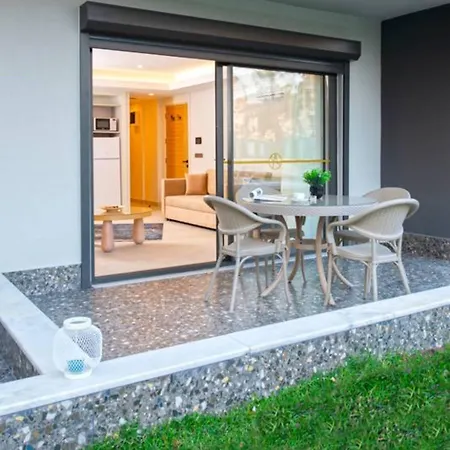 A Ξενοδοχείο Σιντέ